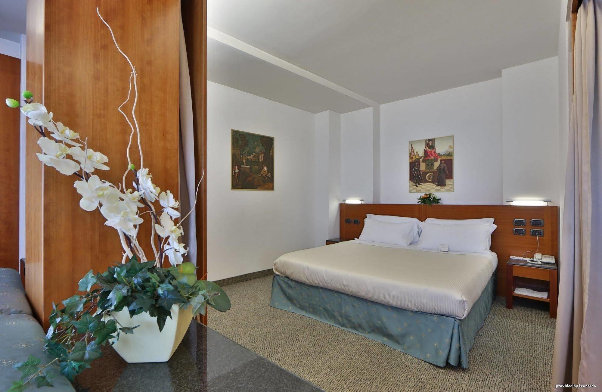 Albergo Roma, BW Signature Collection Castelfranco Veneto Exterior foto