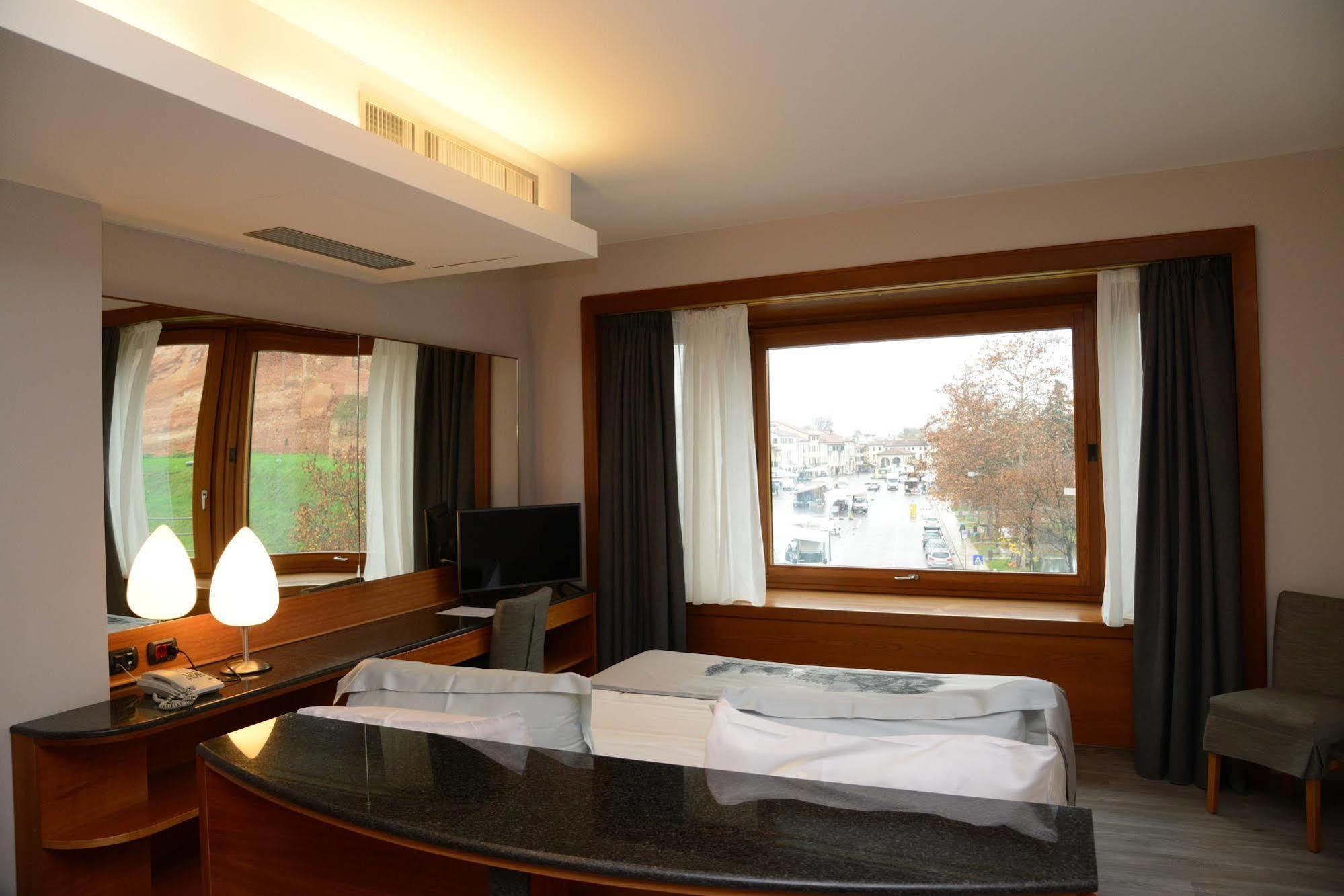Albergo Roma, BW Signature Collection Castelfranco Veneto Exterior foto